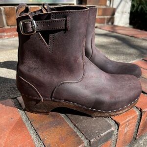 Brown Leather Mules & Clogs